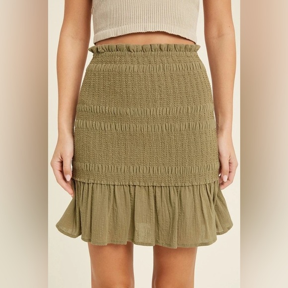 Olive Green Smocked Linen Ruffle Trim Mini Skirt - Picture 4 of 4